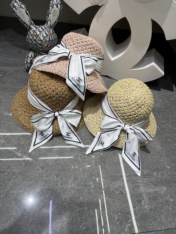 Chanel top hat dx183